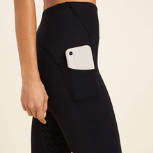 Load image into Gallery viewer, Ariat Venture Thermal Half Grip Tight Black