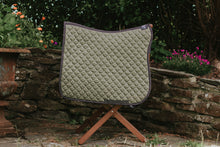 Load image into Gallery viewer, Anna Scarpati Quattro Dressage Saddle Pad