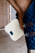 Load image into Gallery viewer, Kentucky Chest Expander Quilted with Sheepskin 2 Buckles