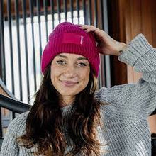 Load image into Gallery viewer, Kentucky Horsewear Beanie Rubber Logo