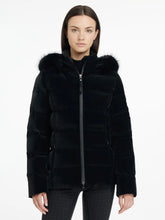 Load image into Gallery viewer, LeMieux Aspen Houndstooth Puffer Jacket