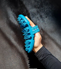 Load image into Gallery viewer, Premier Equine Soft-Touch Flexi Massage Brush
