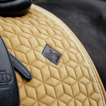 Load image into Gallery viewer, Kentucky Horsewear Saddle Pad Velvet Dressage