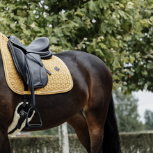 Load image into Gallery viewer, Kentucky Horsewear Saddle Pad Velvet Dressage