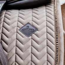 Load image into Gallery viewer, Kentucky Horsewear Saddle Pad Velvet Pearls Jumping