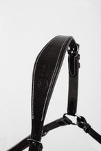 Load image into Gallery viewer, Montar Papillon Organic Tanned Breastplate with Martingale Black