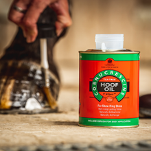 Load image into Gallery viewer, Carr & Day & Martin Cornucrescine Tea Tree Hoof Oil 500ml