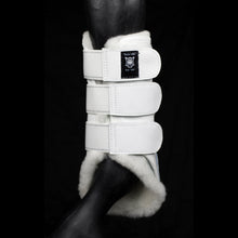 Load image into Gallery viewer, Mattes Professional Boots White & White Sheepskin