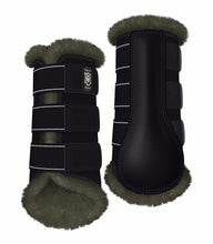 Load image into Gallery viewer, Mattes Professional Boots White & White Sheepskin