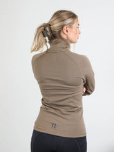 Load image into Gallery viewer, Uhip Merino Half Zip Base Layer Gold Champagne