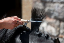 Load image into Gallery viewer, Smart Grooming Mane Comb
