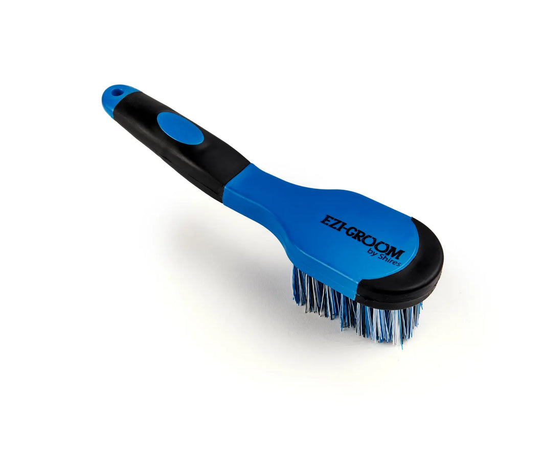 Shires EZI-GROOM Grip Bucket Brush