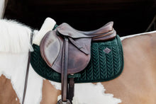 Load image into Gallery viewer, Kentucky Horsewear Skin Friendly Saddle Pad Velvet Jumping
