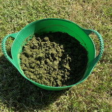 Load image into Gallery viewer, Emerald Green Feeds Grass Pellets
