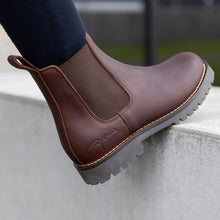 Load image into Gallery viewer, Dy’on Chelsea Boots
