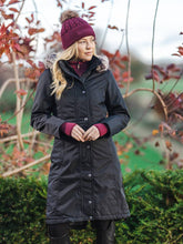 Load image into Gallery viewer, LeMieux Clara Cable Beanie Merlot
