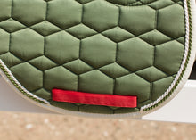 Load image into Gallery viewer, Mattes Eurofit Quilt Sheen Semi Lined Jump Pad Khaki with Perle Piping, and Scarlet Accents
